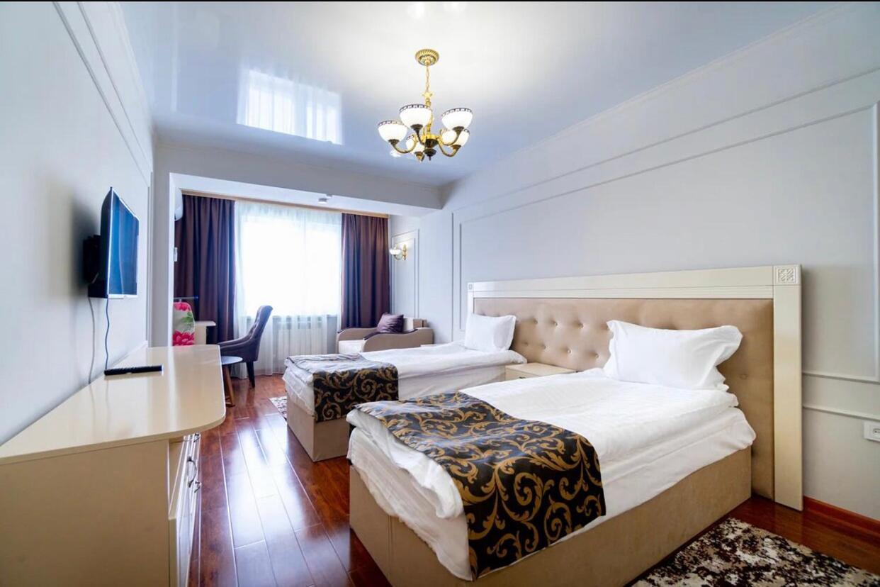 Gold Boutique Hotel Almaty Ngoại thất bức ảnh